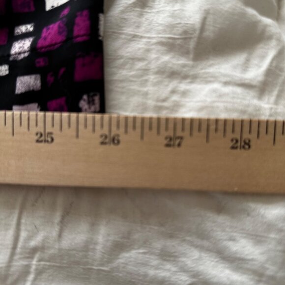 Sejour Women's 20W Geometric Print Short Sleeve Top w/Side Zip Artsy Whimsigoth - Picture 5 of 7